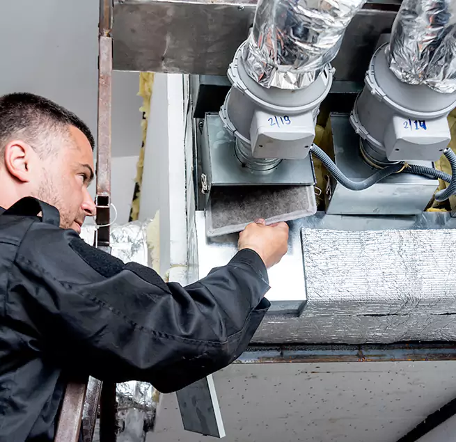  Why Homeowners & Businesses Trust Us in Palm Springs, FL?